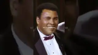 Билли Кристал заставляет Мухаммеда Али смеяться