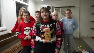 Butte elementary students bring Christmas joy to shelter animals with toys and donations