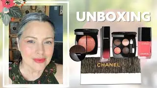 CHANEL MAKEUP 2021 - Unboxing of Chanel's Les Fleurs de Printemps Spring/Summer 2021 collection.