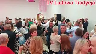 TE CHŁOPAKI Z NASZEJ WIOSKI z Sukowa na zabawie z Kapelą Stąporkowską 26 10 2024 pohulali