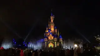 New Year's Eve Party 2017: Voorshow vuurwerk (Lion King) - Disneyland Parijs