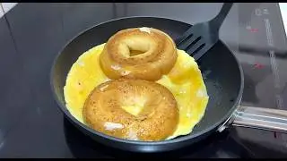 5-minute breakfast bagel egg sandwich