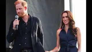 Meghan Markle sneak attacks Harry on stage!! 