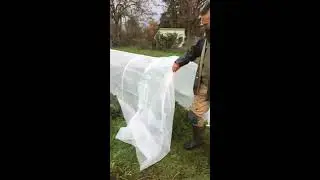 How to make a DIY Cloche to protect against winter weather