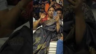 😱😱😱#vijaydevarakonda mother at #kingdom pre Release event #movievolume