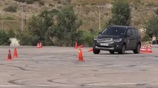 autotriti: Elk Test &Mu;&iota;&kappa;&rho;&omicron;&mu;&epsilon;&sigma;&alpha;ί&alpha; SUV