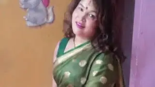 फूलों की खुश्बू हवा की शीतलता पंछियों का कल रव हर पल में जिंदगी का आनंद को सुप्रभात🌄