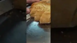 Najlepszy dodatek na szybko, kt&oacute;ry doda pikanterii do każdego Twojego dania - olej z chili. 🥵 ENG ⬇