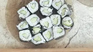 Leisure of a simple girl. Lunch with mushrooms. Досуг обычной девушки. Обед с грибами.