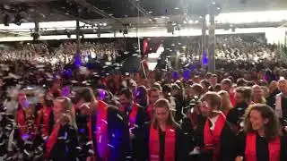 MomenTUm 2019 @ TU/e | Graduates throwing their caps in the air