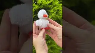 Knitted duckling pattern & tutorial