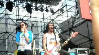 LIVE: Forever the sickest kids Whoa-Oh Chorus
