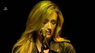 THE LAST OF US PART II - Ashley Johnson & Troy Baker Singing (PSX 2017)