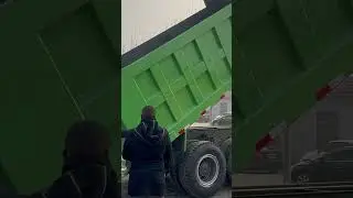 Customer satisfied #howotruck #automobile #china #businessinchina #dumptruck
