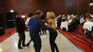 D&icirc;ner spectacle latino cubain