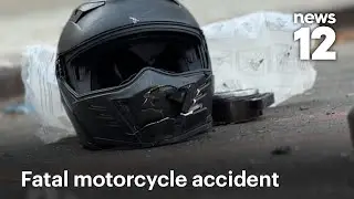 Man dead after motorcycle crashes into unoccupied dump truck in Brooklyn | News 12