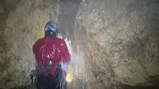 Woda odcięła nas w jaskini Zamszowej