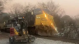 CSXT G302 with 3194 trailing 2nd