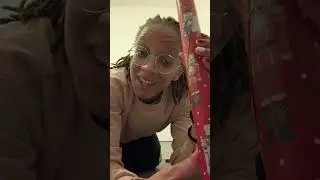 Wrapping Christmas Presents ( Sucessfully 🥳) 2024 #christmas #tb 