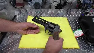 CHARGING RHINO REVOLVER 60DS (BLACK ANODIZED) 9MM/6