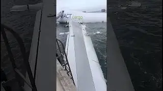 2 dead in Hong Kong plane crash