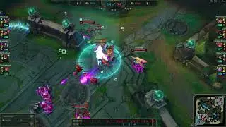 This is why I prefer playing tank Soraka.