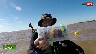 Probando pescar con se&ntilde;uelos de kayak / Buenos Aires