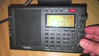 Choyong LC90 VS Tecsun PL-990x compared Radio Slovakia via WRMI 15770 kHz Shortwave
