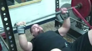 Improve Your Bench Press Lockout - Tricep Strength