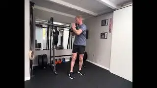 KB Russian Twist - Standing w. variations
