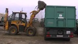 Venieri. Ковш 4в1. Погрузка в середину самосвала.