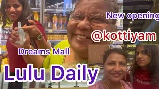 Lulu Daily & Lulu connect Yousuf Ali sirinte Christmas gift @ kottiyam Dreams mall