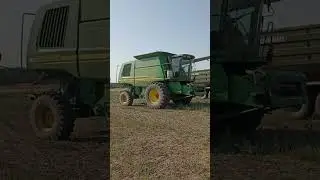 Видео от клиента  уборка сои JD9750 STS +630f