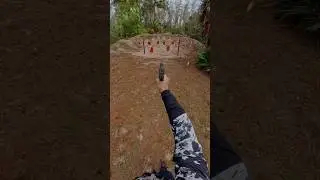 Попадание пули в мой новый двухлучевой фонарь OLIGHT DUAL BEAM WEAPONS LIGHT PL X.