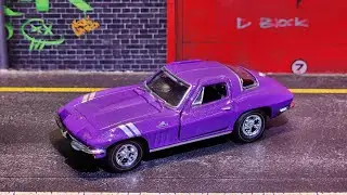 Chevy Corvette Stingray - M2 Machines - Unboxing.