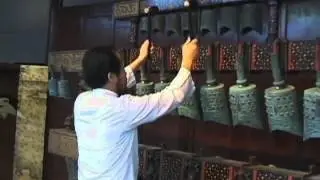 22 Master Shen Wu and different music instruments