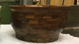 Segmented Mahogany and Walnut bowl | Segment Sk&aring;l #4 | Woodturning