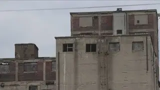 Buffalo preservation board recommends granting local landmark status to the former Allied Mills grai