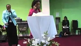 Prophetess Tera Carissa Hodges ministers at M.E.S.S.I.E.'s Denver branch 2011
