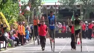 LOMBA TRADISIONAL BALAP EGRANG HUT RI DI TRENGGALEK