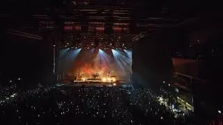 Dean Lewis - Be Alright w/ Karsten Belt (Live @ 013 Tilburg)