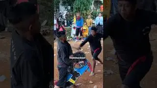 Kuda Lumping Di Cambuk Berkali Kali -Seni benjang Tirta Abadi