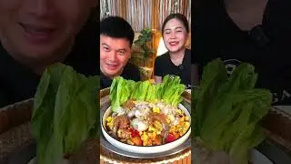 น้องชายมาเล่นนำ ตำข้าวโพดกุ้งดอง โปะด้วยหอยนางรม แซ่บๆแกล้มมะระจีนกรอบๆ ตำยังไงได้สีนัวแบบนี้