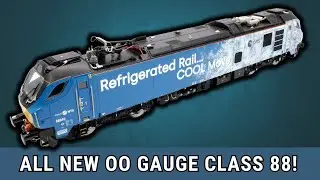FIRST LOOK at our Exclusive OO Gauge Class 88 ⎸ Decorated Sample Review & Running Session