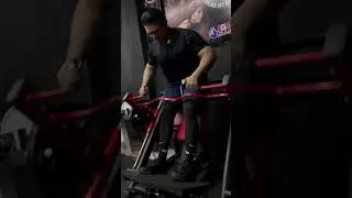 Remo Inclinado en M&aacute;quina Lineal - Linear Row Machine #gym #fitness