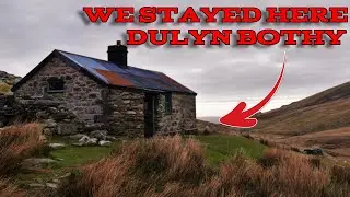 Hiking to Dulyn Bothy &ndash; A Night in Wales&rsquo; Most Remote Shelter