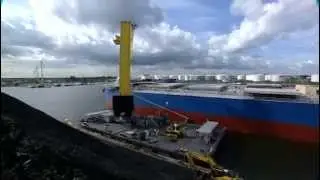 Floating Cranes in Ship to Shore Coal Handling