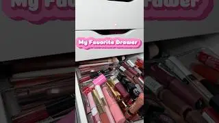 Let me see your favorite drawer 😏#makeup #makeupdrawer #makeuporganization