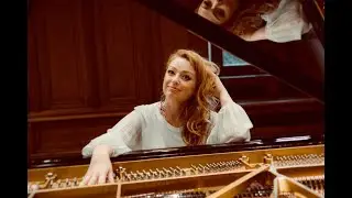 Katarzyna Borek plays Frederic Chopin - Waltz in F major op.34 No.3