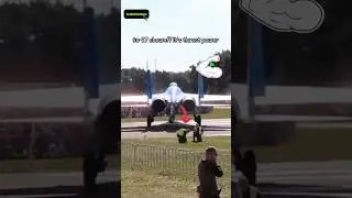 Sukhoi Su-27 show it's thrust power 🛩️🔥🔥😱 #shorts #su27 #aviation #aviationlovers